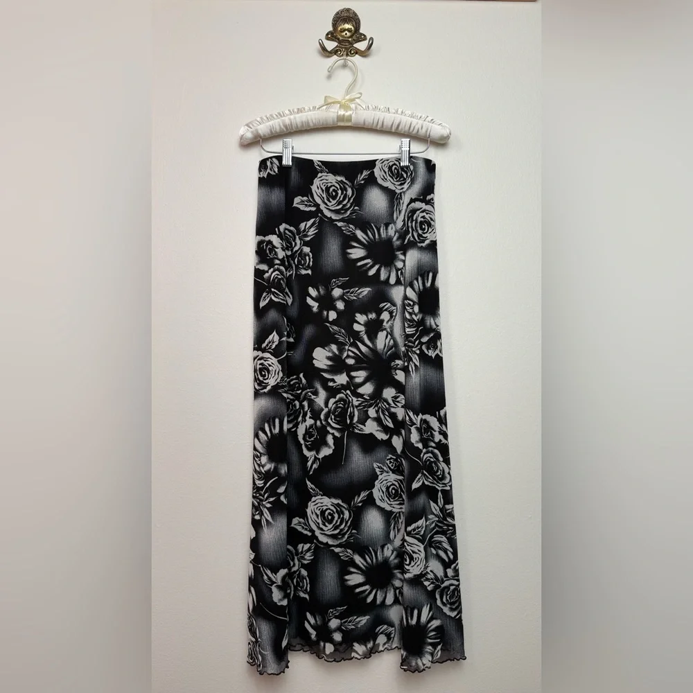 y2k Vintage Black White Dark Floral Rose Micro Mesh Lettuce Hem Skirt Small - Picture 7 of 10
